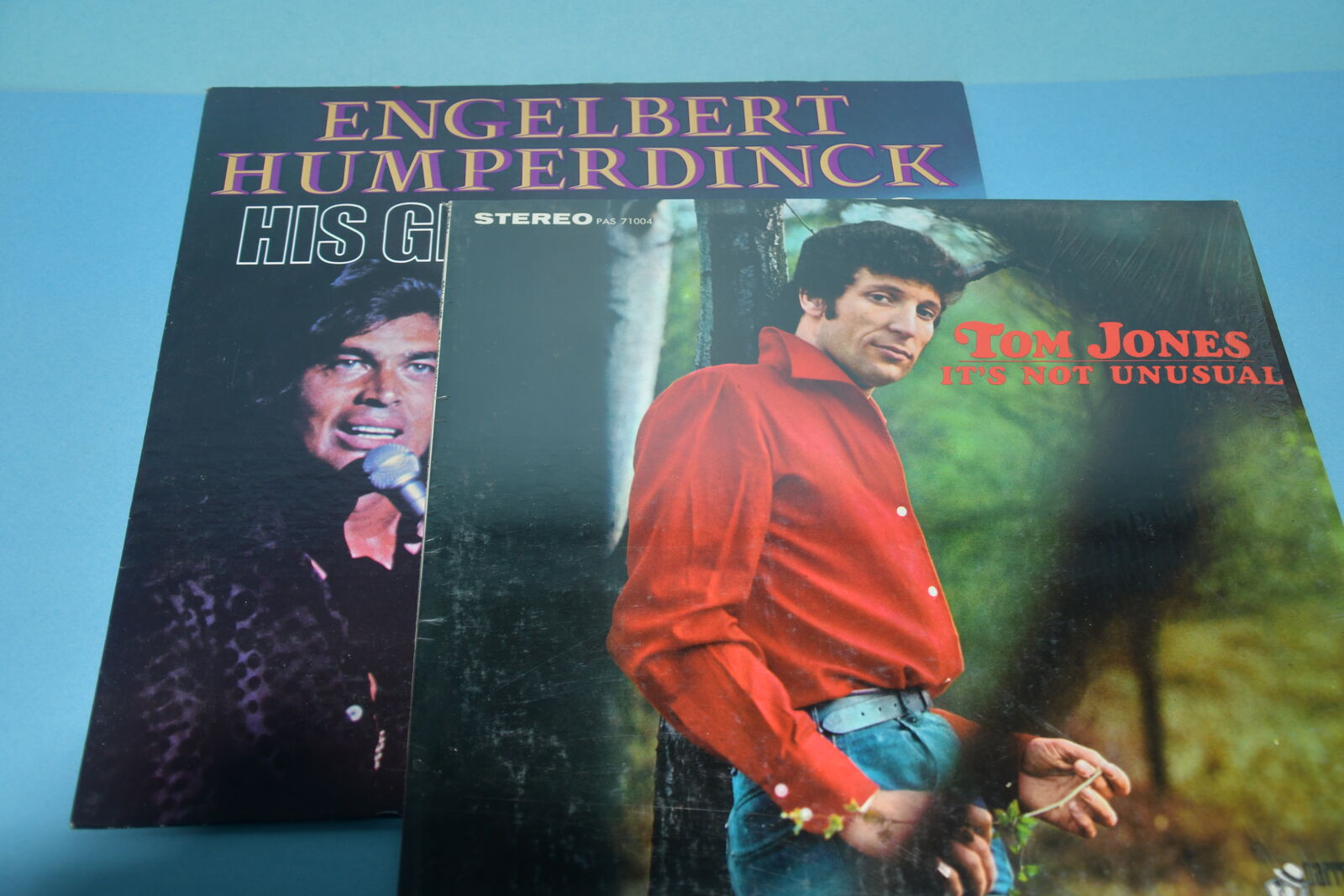 2 VINTAGE VINYYL RECORDS ~ TOM JONES & ENGELBERT HUMPERDINCK ~ ALL FOR $5!