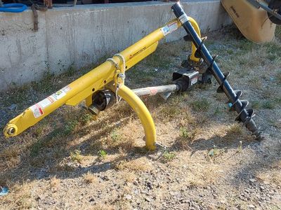 Post hole digger