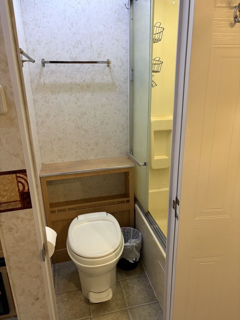 Main image 7