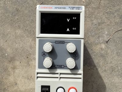 Variable Power Supply - Eventek KPS3010D