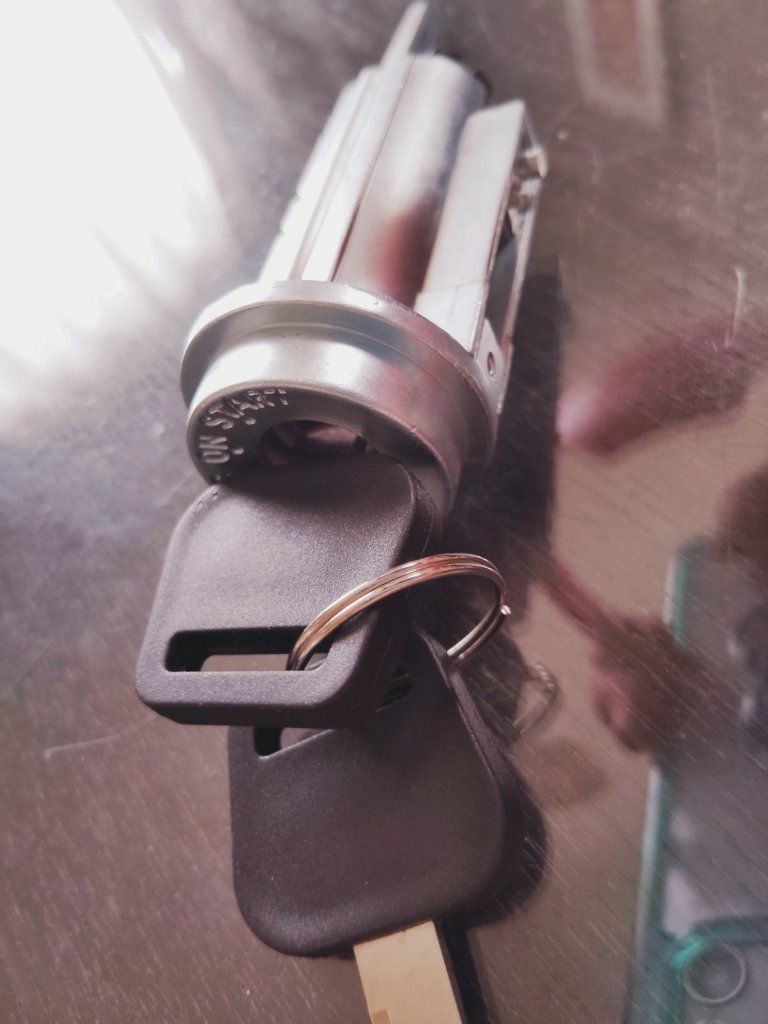 Toyota Ignition switch : Carolla, Sequoia, "New"