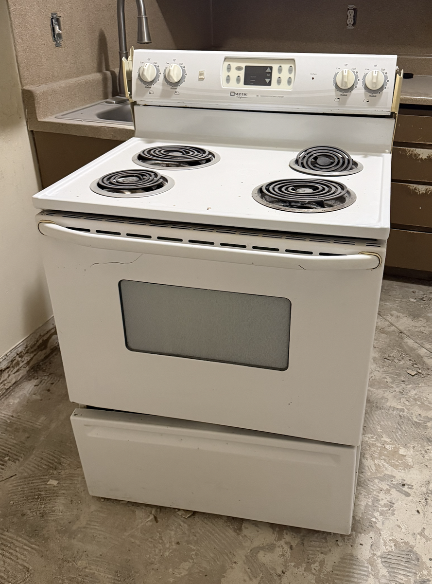 FREE! Functioning Electric Range