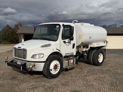 2015 Freightliner M2 2000 Gal Water Truck