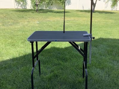 Dog Grooming table with accessories