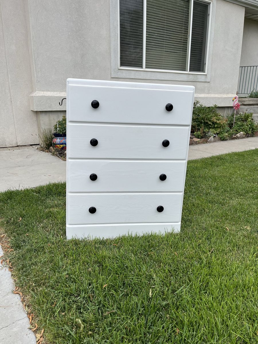 4 Drawer Dresser