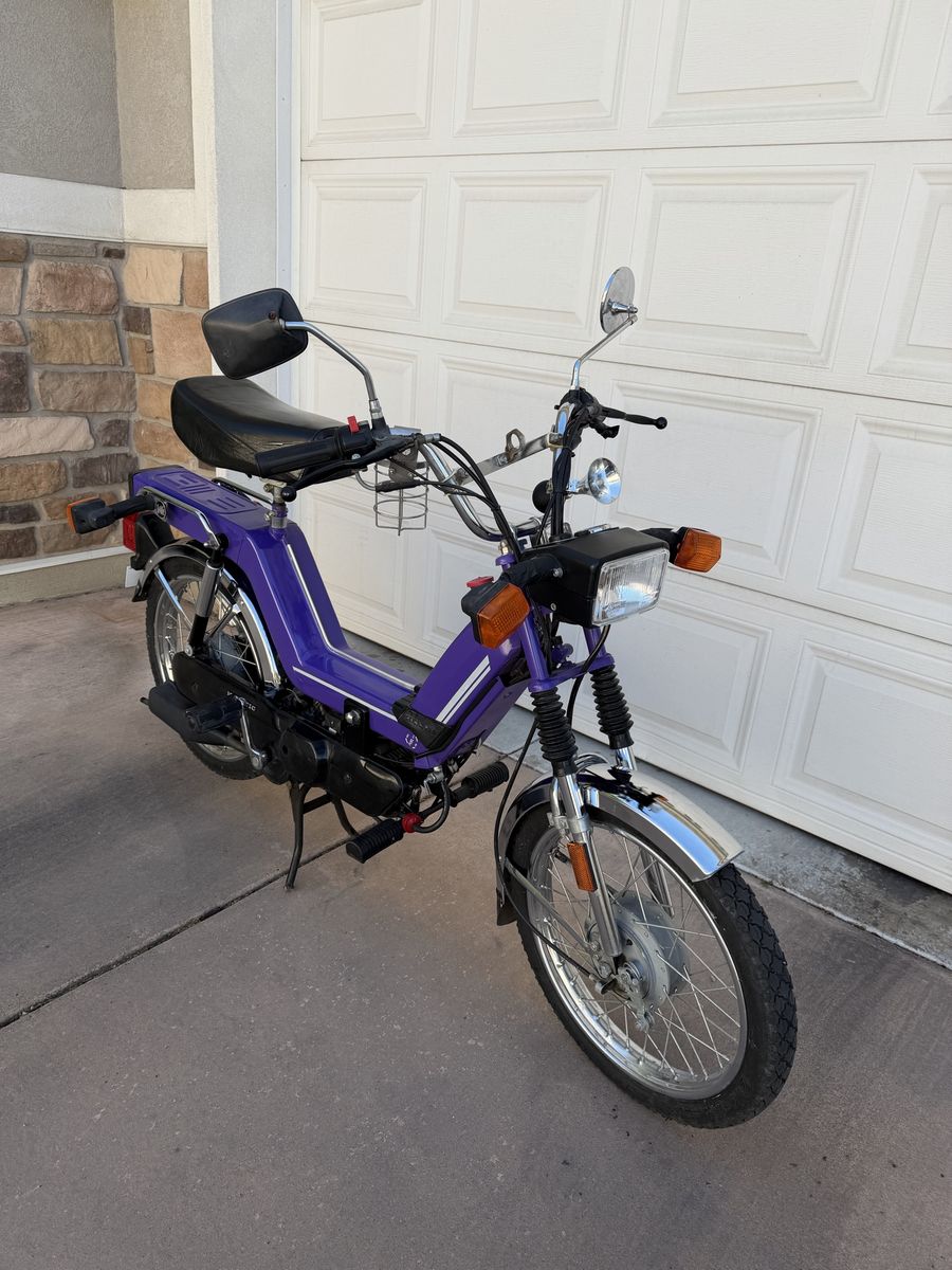 1997 Kinetic Moped bike