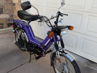 1997 Kinetic Moped bike