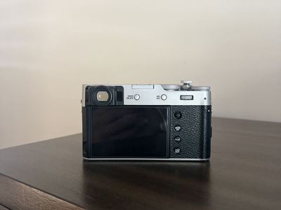 Fujifilm X100V-Silver-Excellent Condition