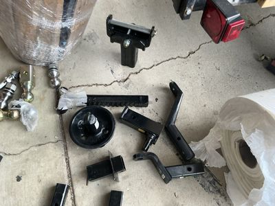 Heavy Duty Trailer Hitch & Towing Hardware Lot