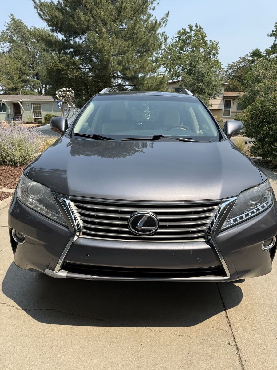 Automobile Lexus 2013 RX  62K miles