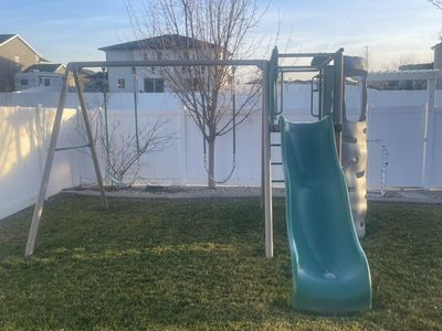 Free Swingset