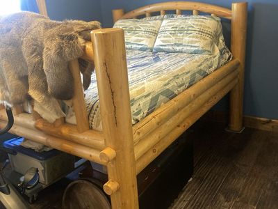 Log Bed