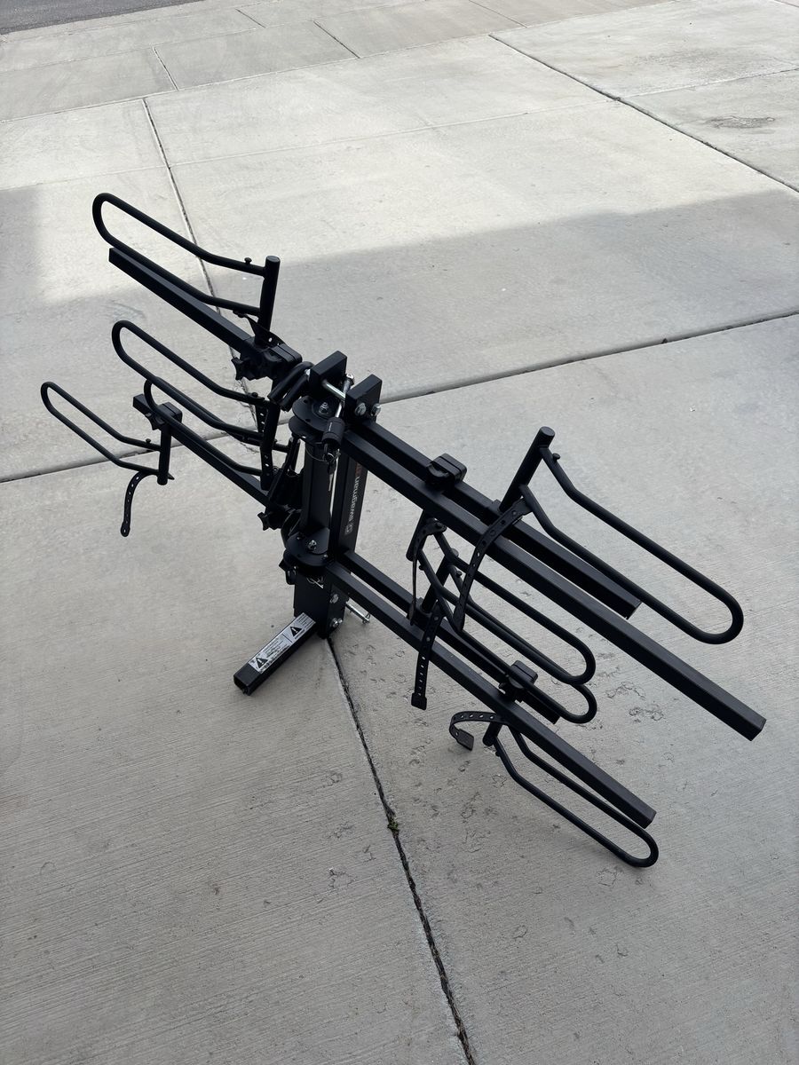 4-bike hitch-mounted rack