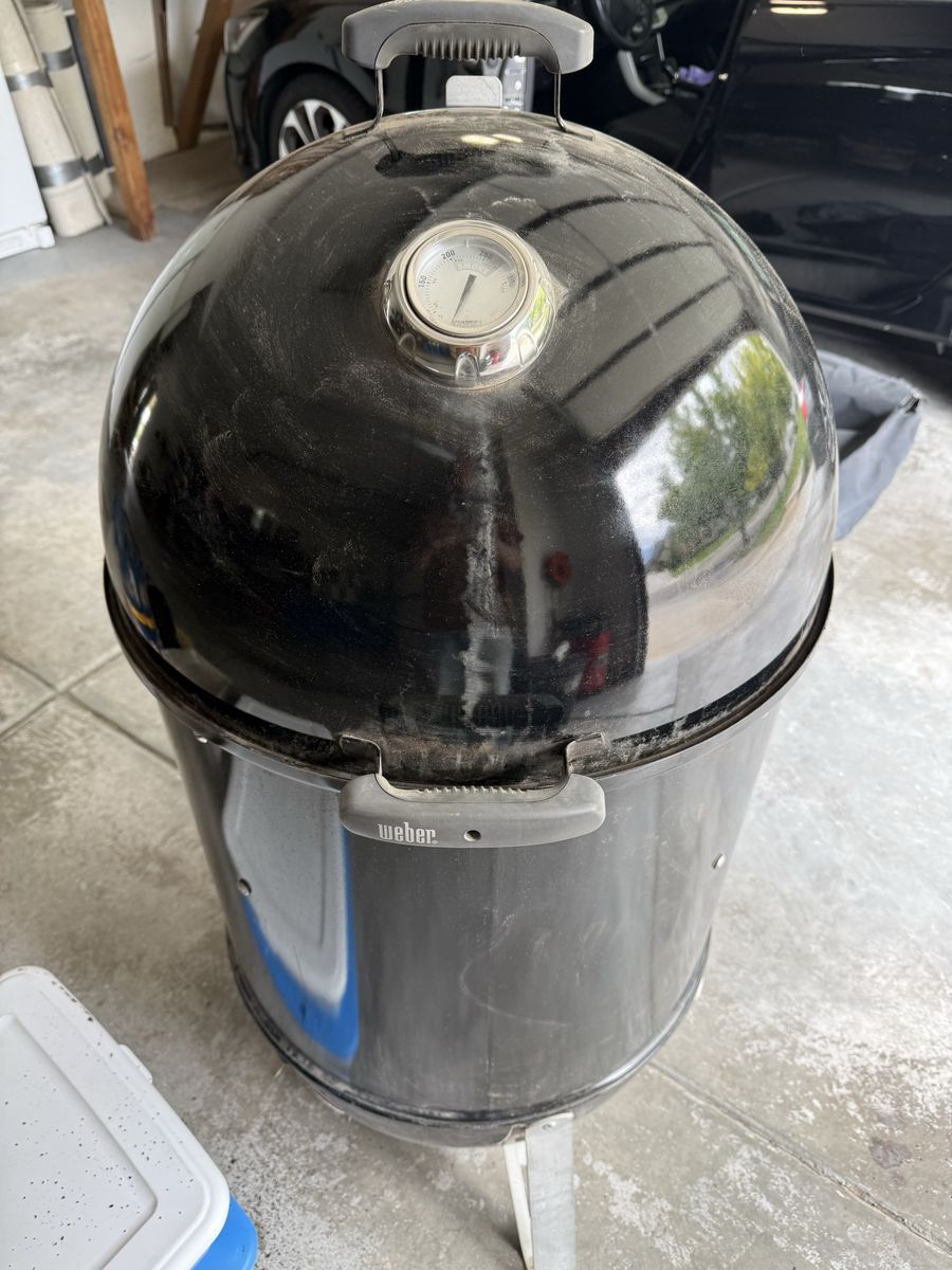 Weber Smokey Mountain Smoker