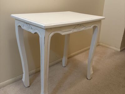 Decorative Table - White