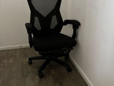 Black Ergonomic Office Chair Mesh Back Adjustable Rolling Swivel Home Desk Chair