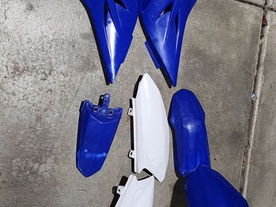 Yamaha TTR 50 plastics