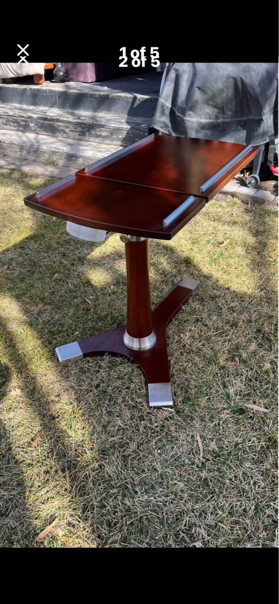 Good condition FRONTGATE Executive Laptop Caddy