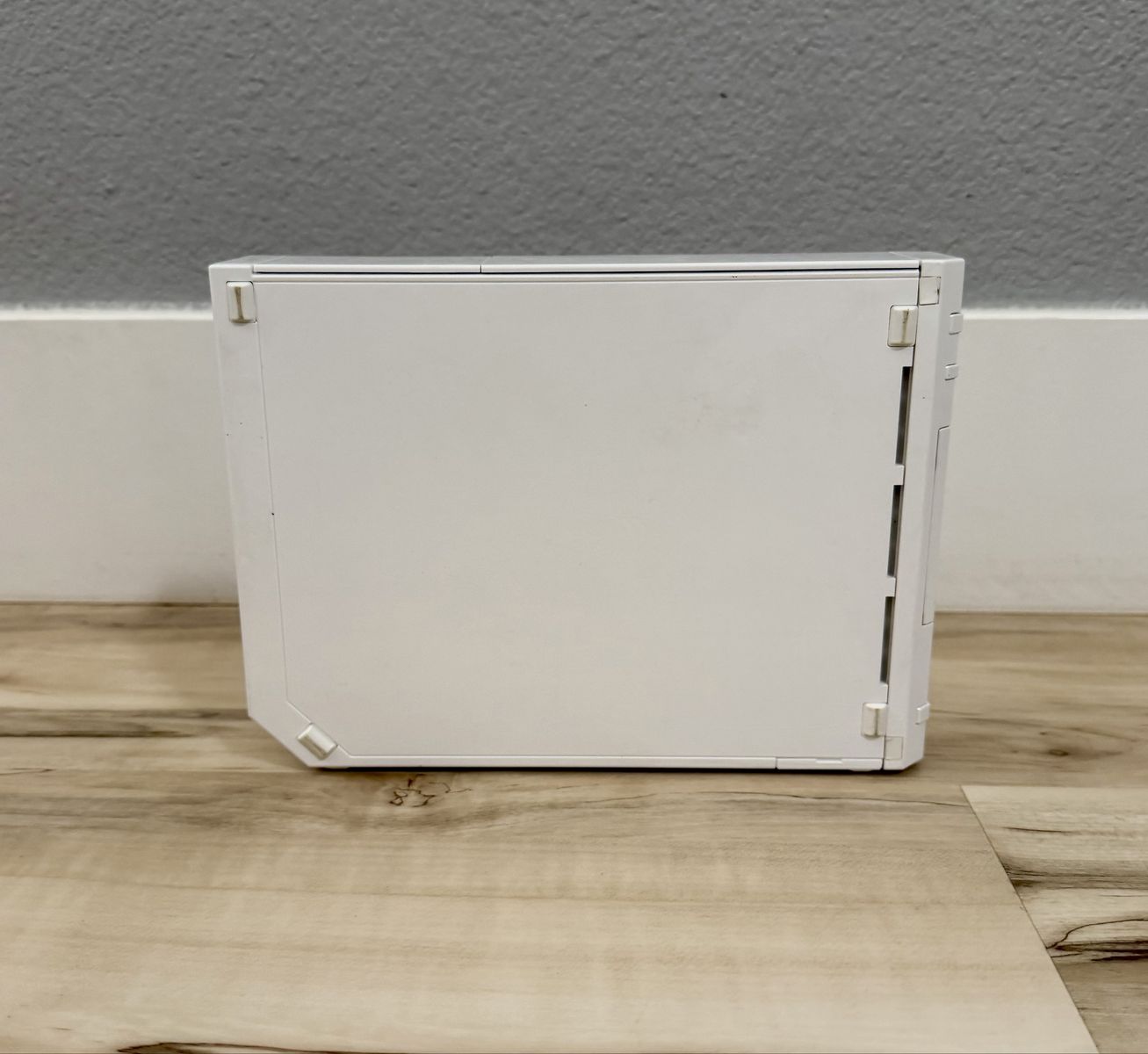 Main image 8