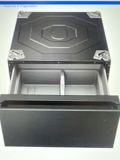 Main image 8