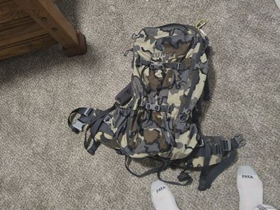Kuiu Pro LT 4000 Hunting Backpack Camo - Used