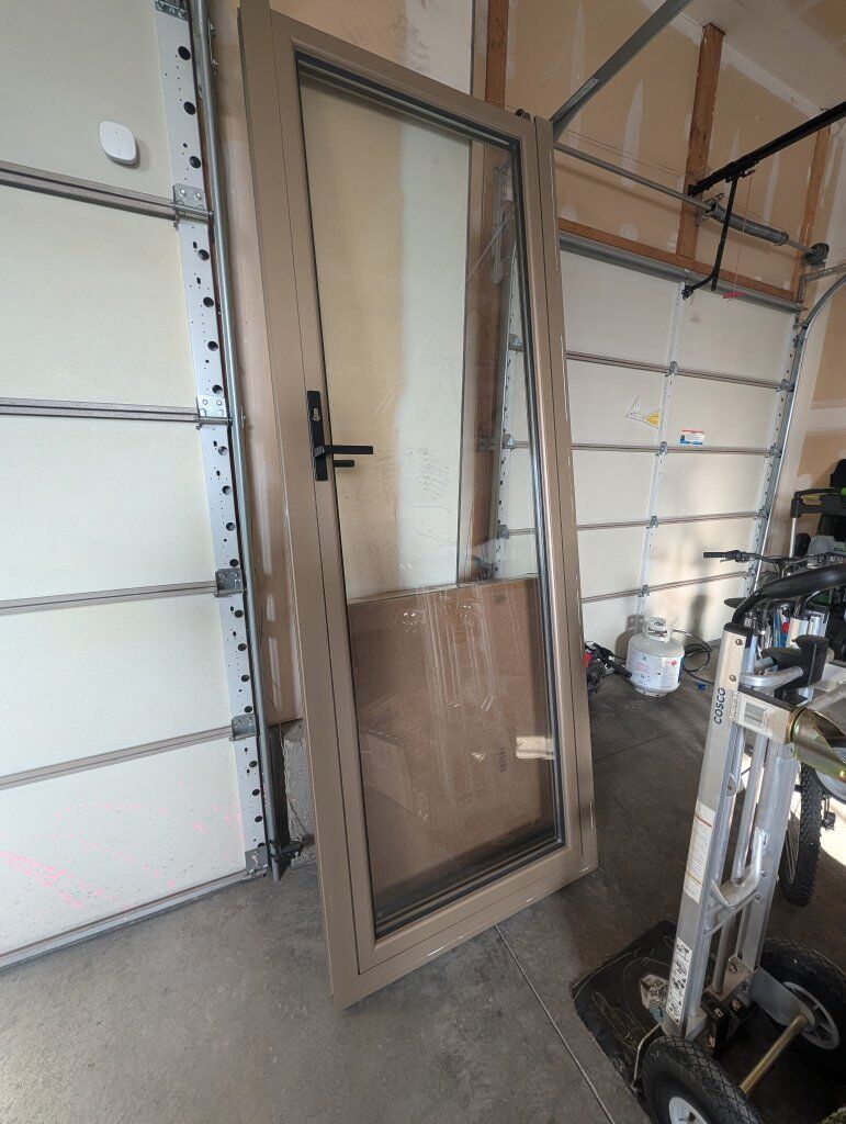 Modern Aluminum Glass Door with Black Handle