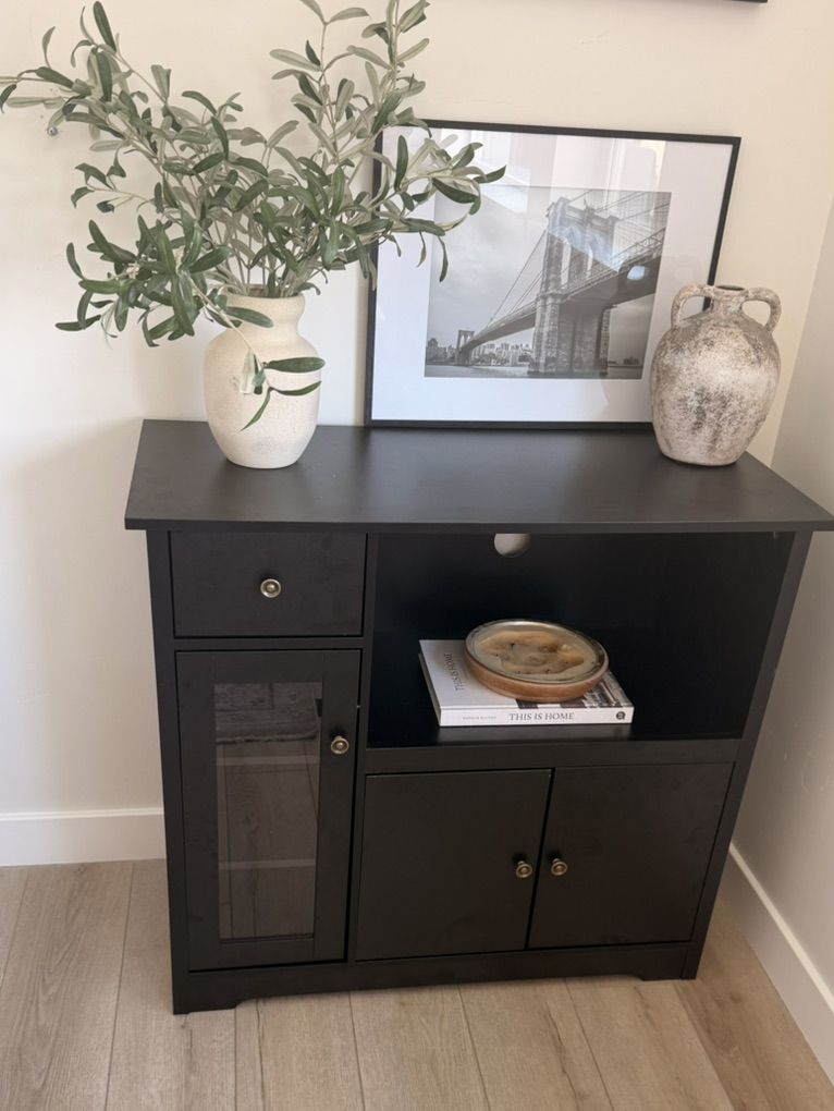 New Black Media Console