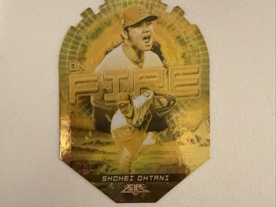 Shohei Ohtani 2022 Topps Fire "On Fire" EF-1 Angels Baseball Card P/DH