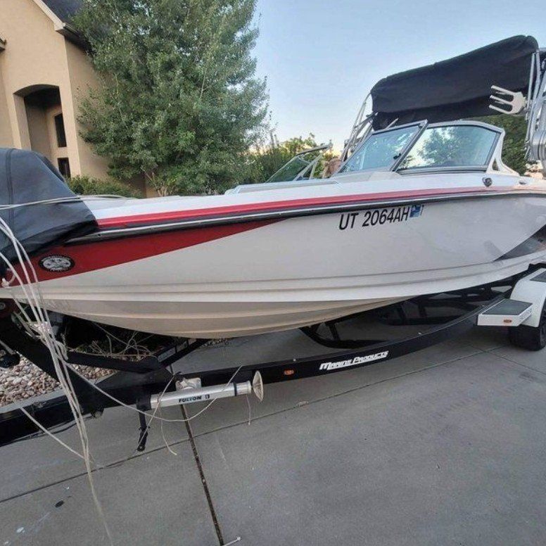 Surf Boat with Pilot/Captain