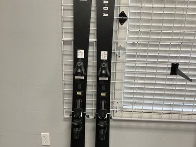 Used Armada Arv 100 179cm Skis w/ Atomic Strive 11 Bindings