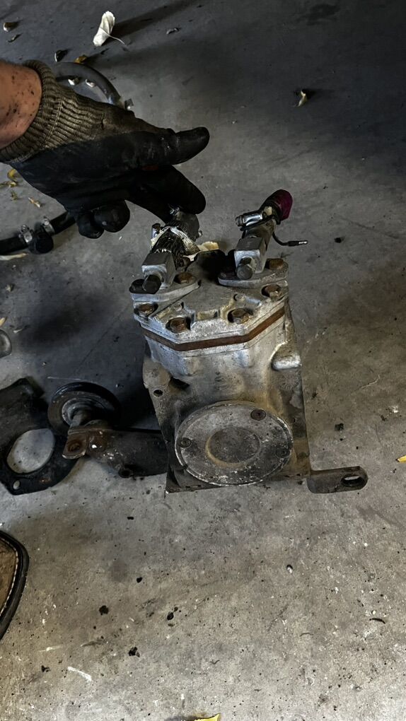 Vintage 1977 Mopar RV AC