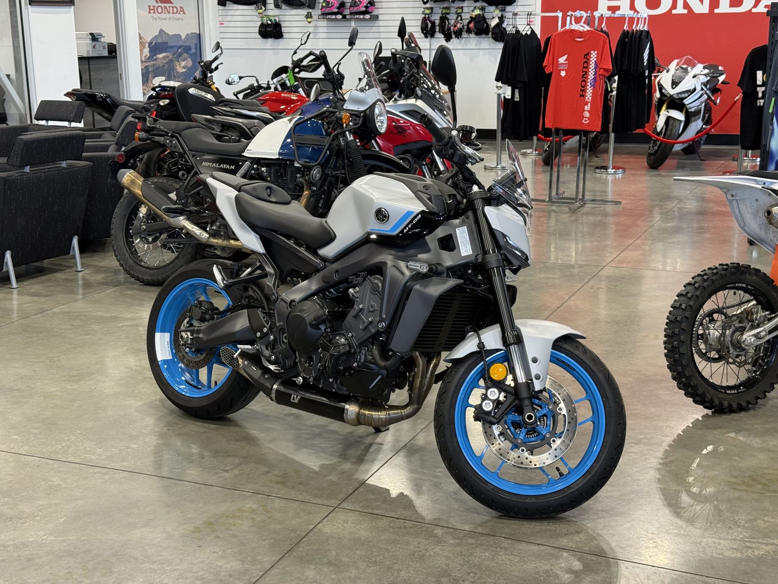 2025 Yamaha MT-09 Ice Storm - UY02103-C