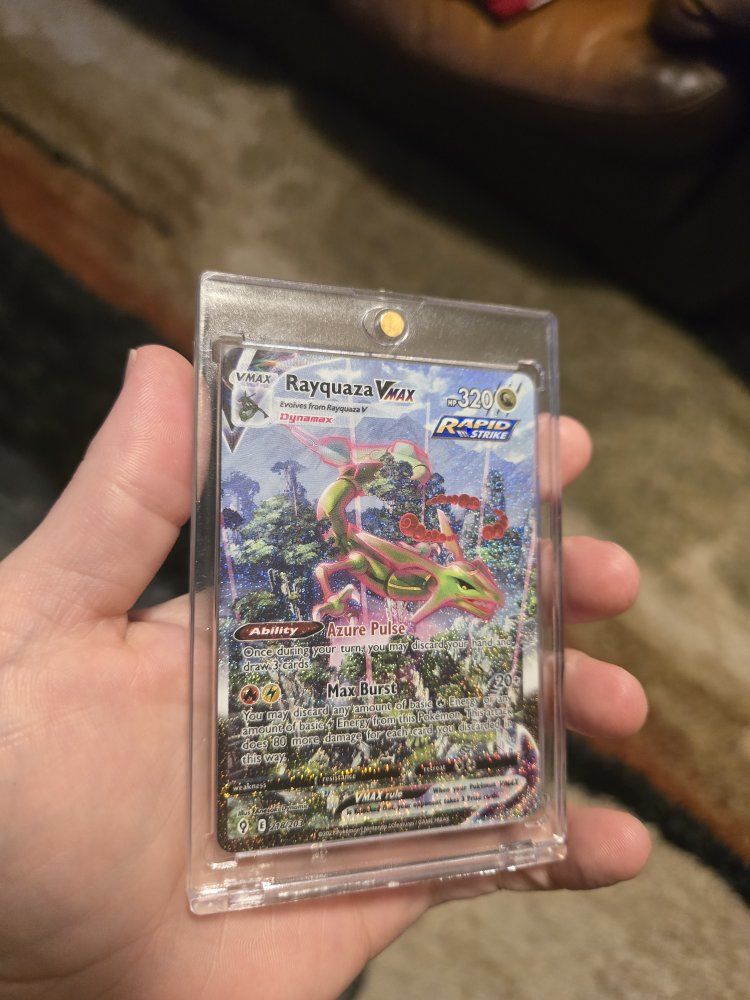 Rayquaza Vmax alt art