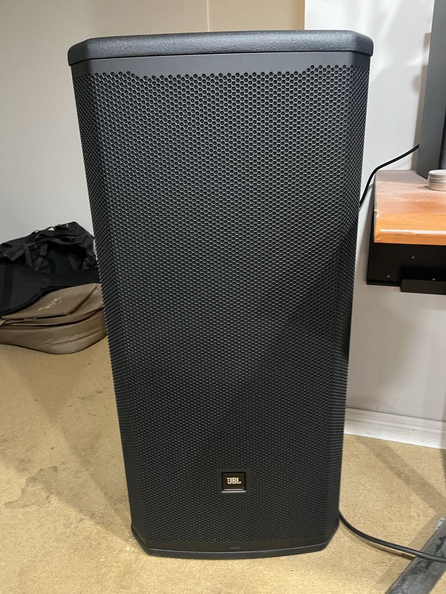 JBL PRX925 Professional Powered Two-Way 15-inch PA Loudspeaker
