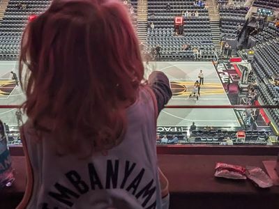 Grizzlies: front row and lower bowl. make a deal!