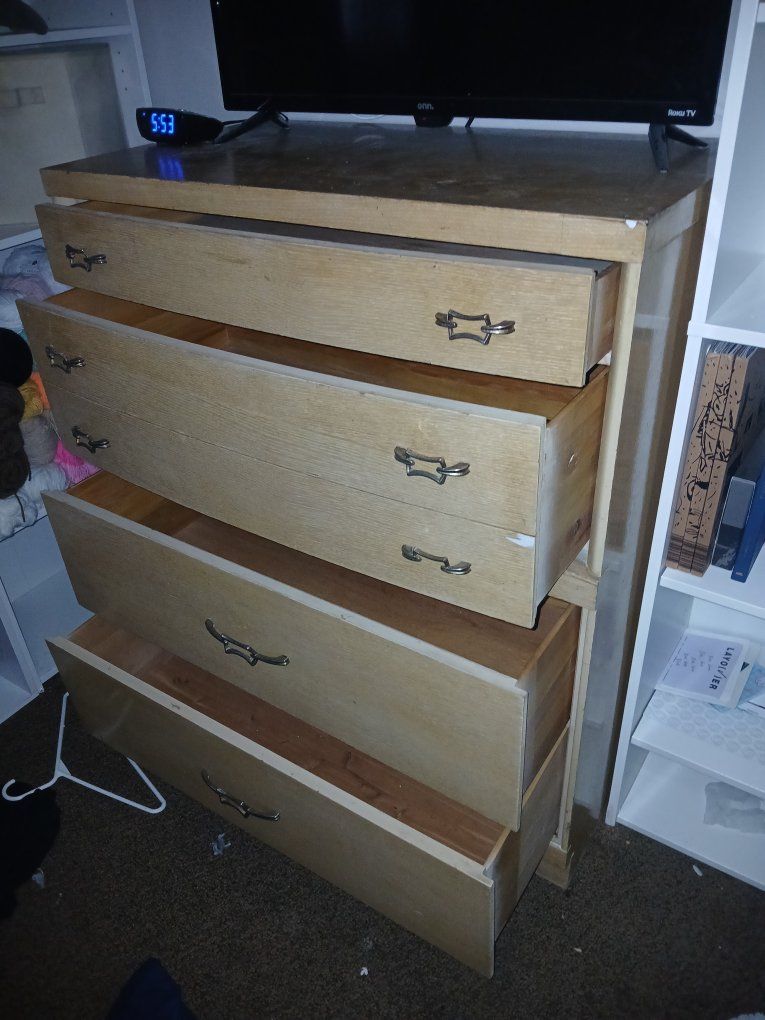 Main image 4