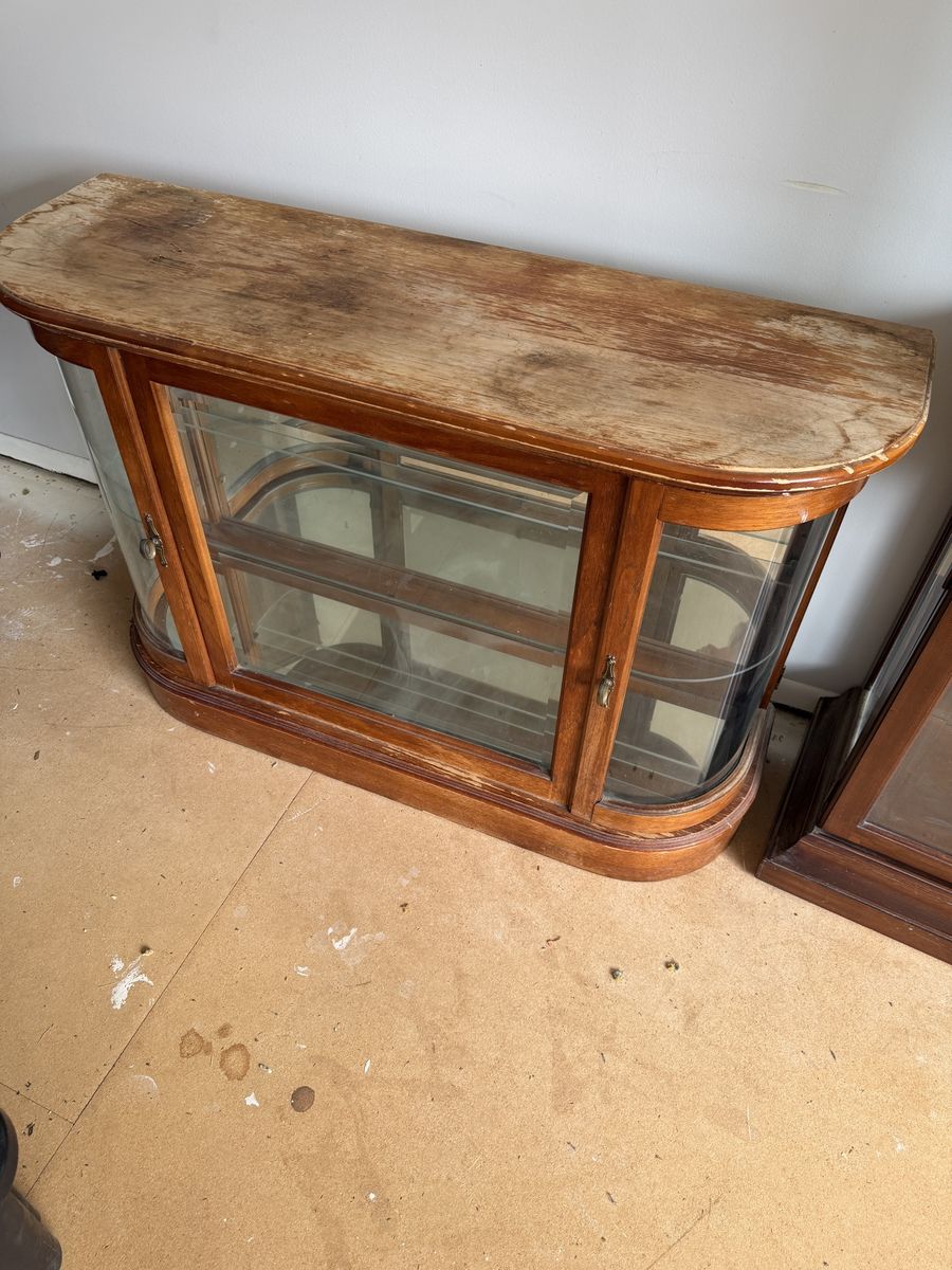Vintage Curved Glass Wooden Display Cabinet Countertop Showcase