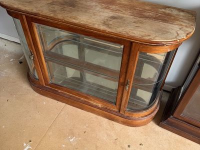 Vintage Curved Glass Wooden Display Cabinet Countertop Showcase