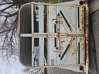 Horse Trailer 2002 Ponderosa 2 horse