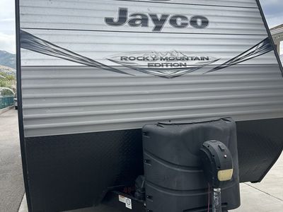 2020 Jayco Rocky Mountain Edition Travel Trailer - Clean Condition