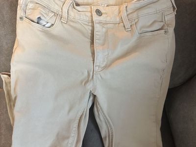 Old Navy Women's Beige Rockstar Super Skinny Jeans Size 6