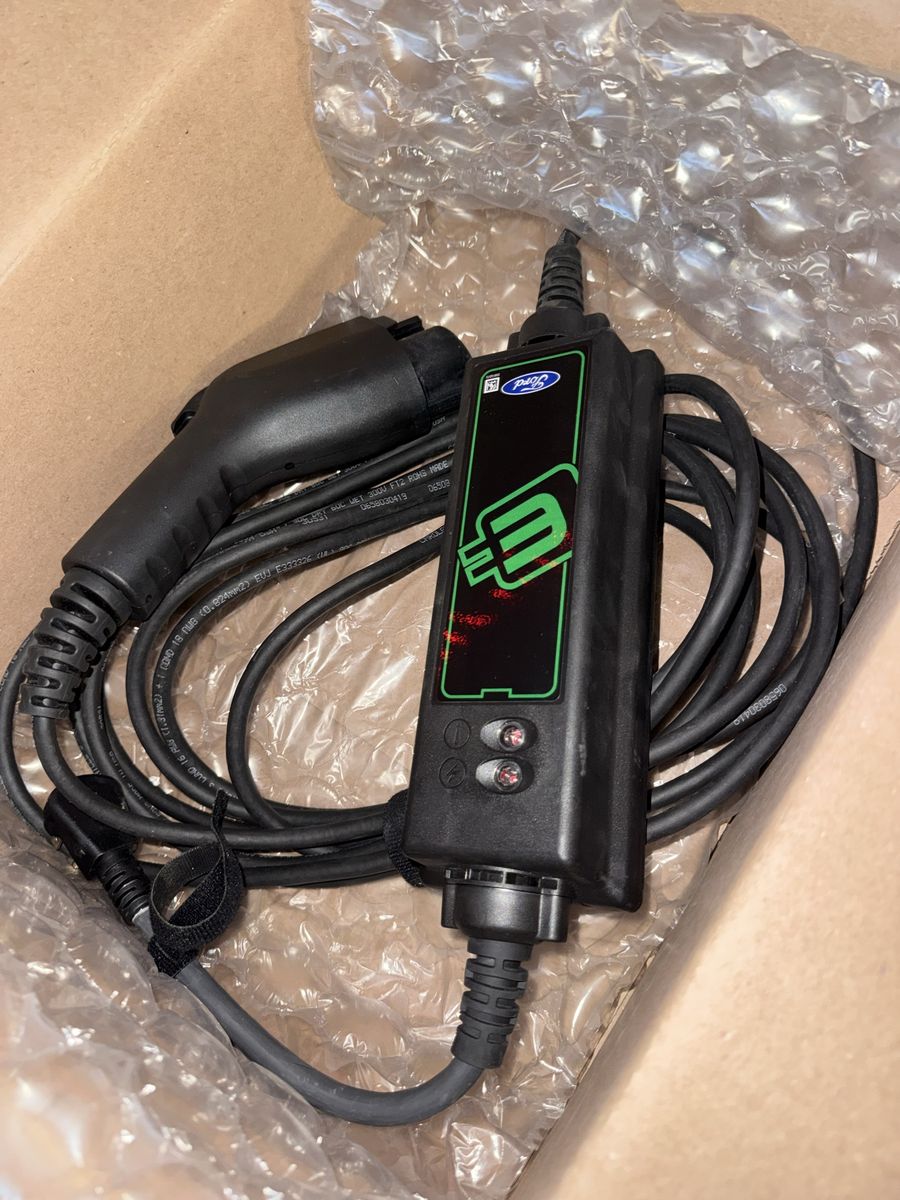 Ford Mobile Charger – Level 1 EV/PHEV Charging Cable (J1772) – Excellent Condition