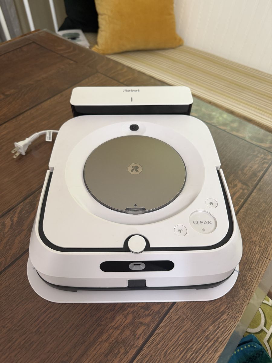 iRobot Braava Jet M6 (6110) Robot Mop with 8 Pack of Washable Pads