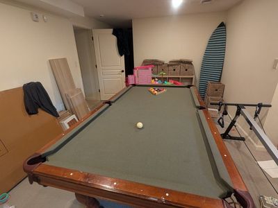 Pool Table- Excellent Condition