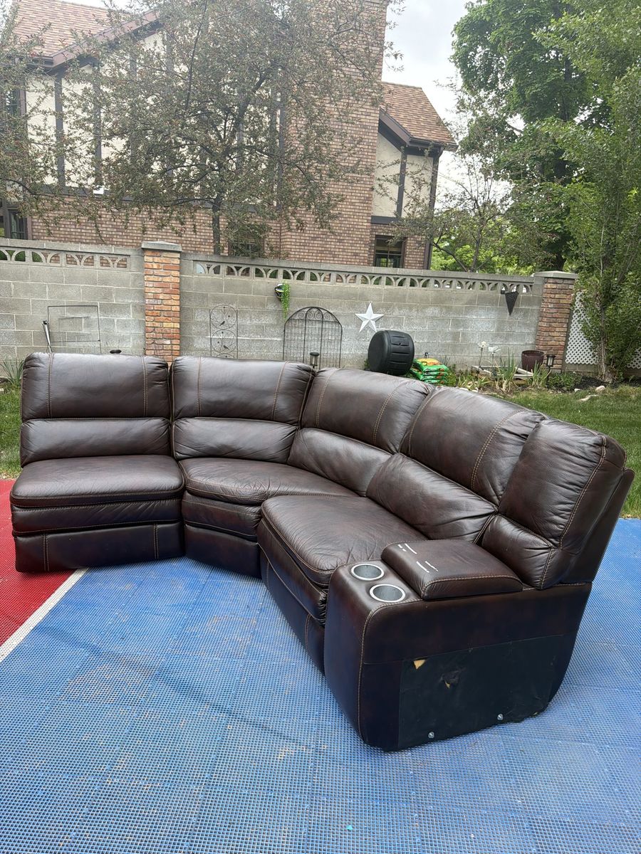 Sofá 4-piece power reclining sectional adjustable Headrests