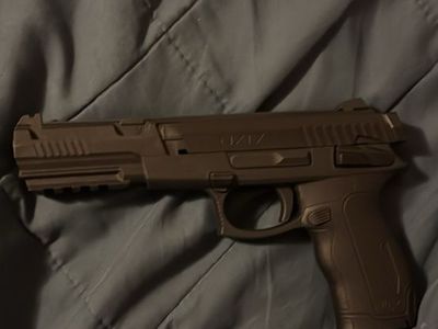 Umarex dx17 BB gun pistol