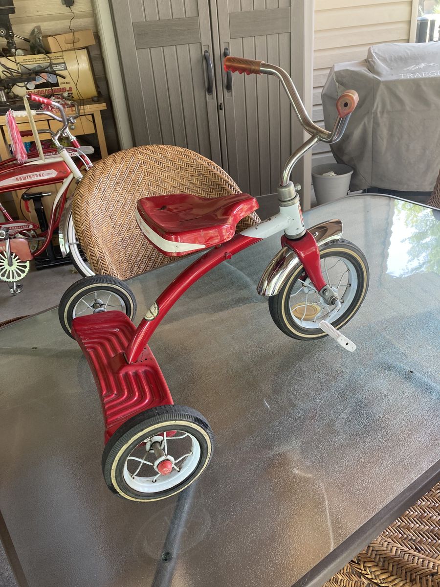 10 INCH ROADMASTER TRICYCLE, trike