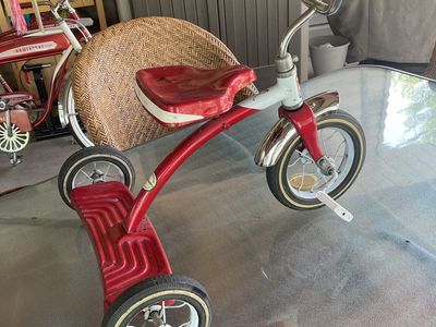 10 INCH ROADMASTER TRICYCLE, trike