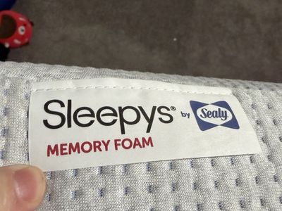 Sealy Memory Foam queen Mattress