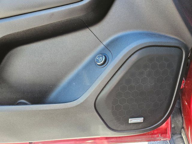 Main image 12